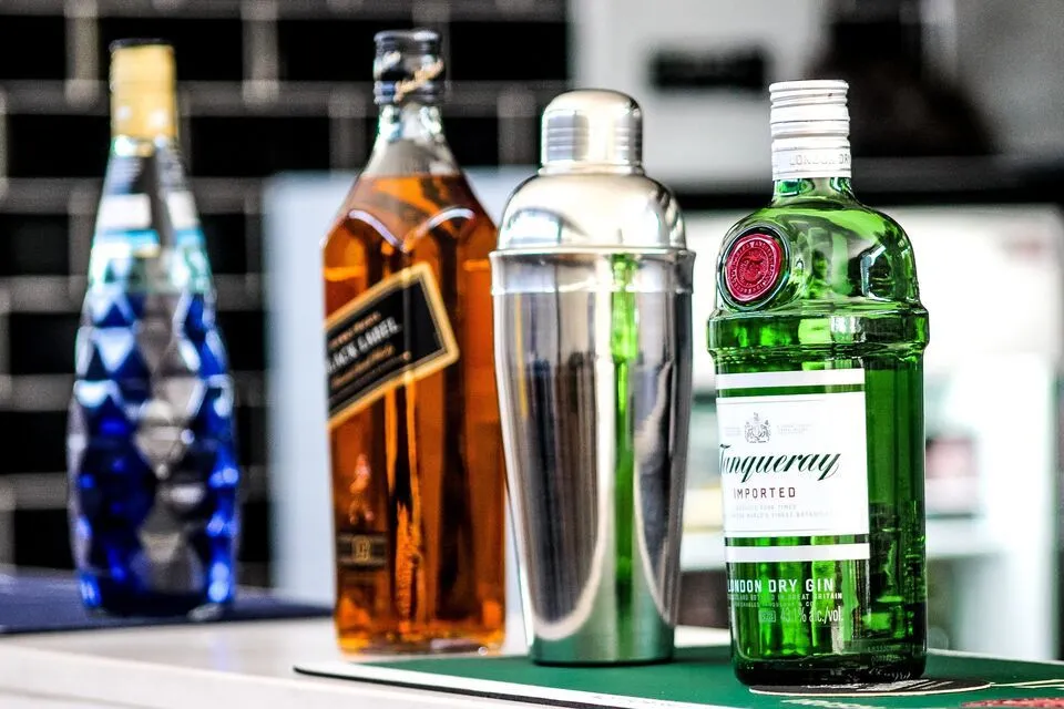 alcohol-delivery-sheffield-side-img.jpg