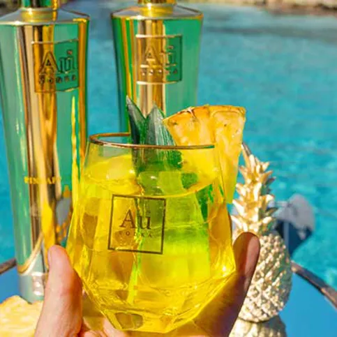 AU Pineapple