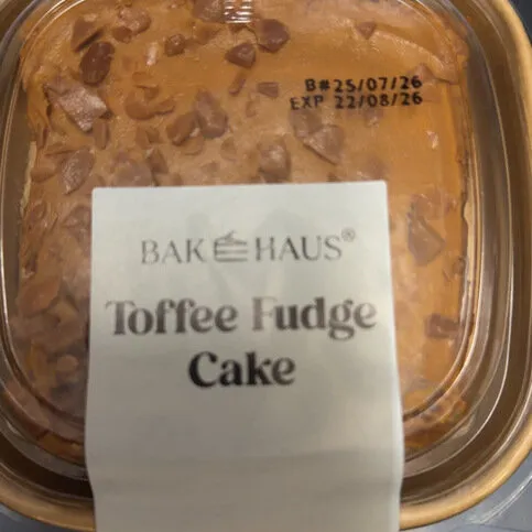 BAKE HAUS TOFFEE FUDGE CAKE 