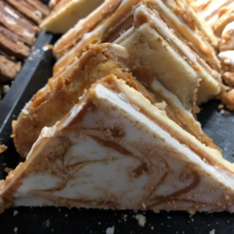 Biscoff  White Chocolate Carmel Shortcake 