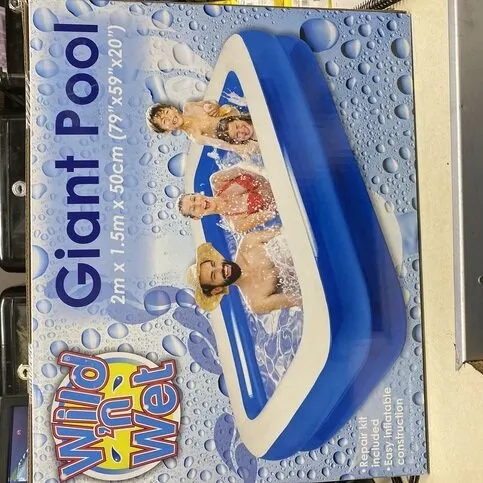 Wet N Wild Giant Pool