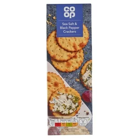 Co-op Sea Salt & Black Pepper Crackers 185g