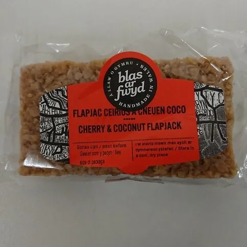 Blas Ar Fwyd Cherry Flapjack Single