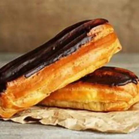 Chocolate Eclair 