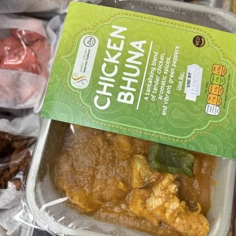 Fresh Chickem Bhuna Curry 350g