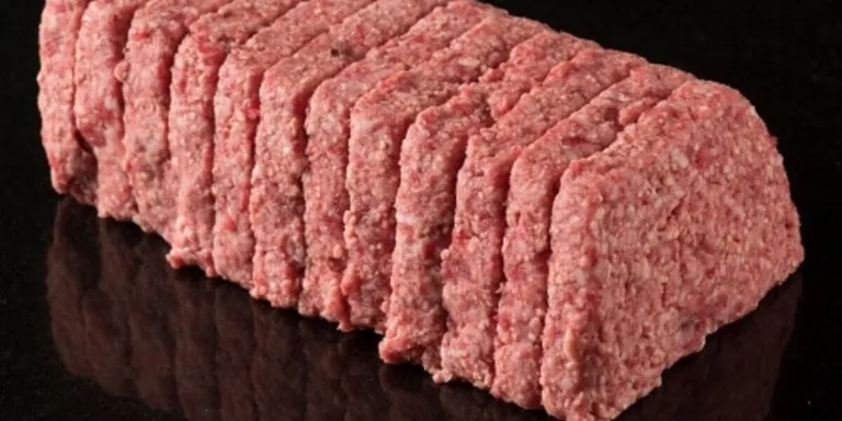 STEAK SAUSAGE 305G