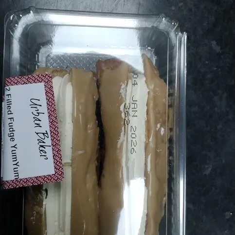 Urban Baker 2 Filled Fudge yumyum